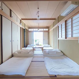 https://ini-kobe-hostel-cafe-bar.hotels-in-kyoto.org